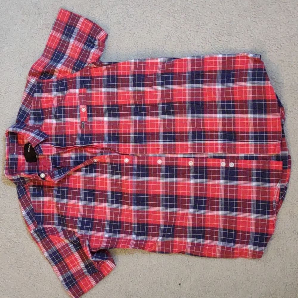 Men's Hurley Button down. Size Small